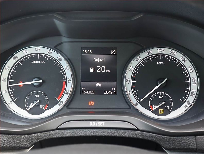 Škoda Karoq (2020) 1.6 TDI, Tempomat - fotka 11 z 15