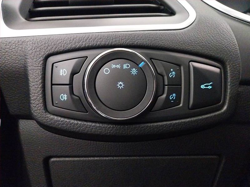Ford S-MAX (2016) 2.0 TDCi, Kůže, Tempomat - fotka 22 z 22