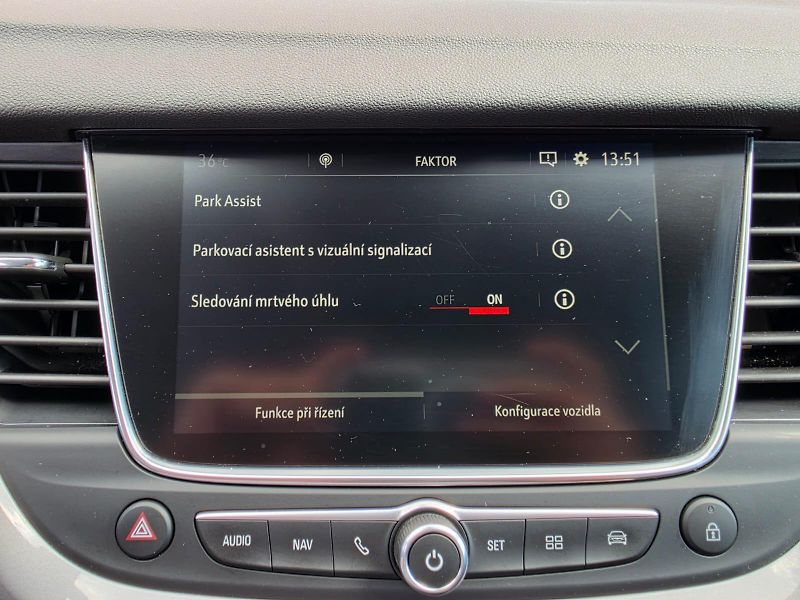 Opel Grandland X 1.5CDTi 96kW Ultimate LED 1Maj - fotka 14 z 27