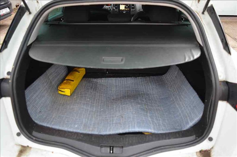 Renault Mégane (2016) GRANDTOUR 1,5 DCI - fotka 23 z 24