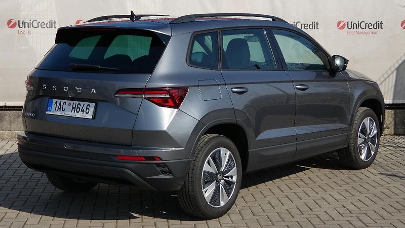 Škoda Karoq 1,5 TSI DSG Style - fotka 3 z 22