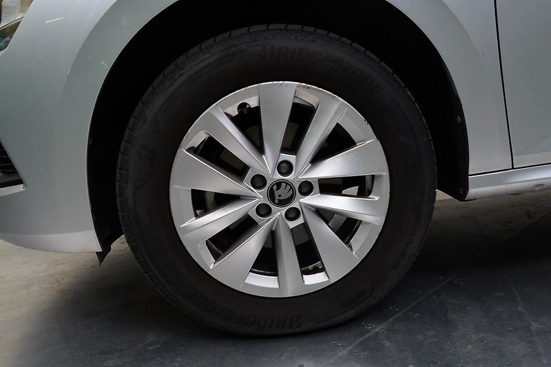 Škoda Kamiq - fotka 10 z 26