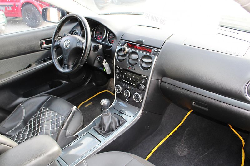 Mazda 6 (2006) 2,0D KLIMA EL.OKNA TEMPOMAT - fotka 14 z 15