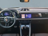 Porsche Macan 4S Electric - náhled 18