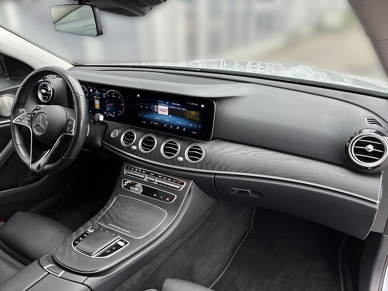 Mercedes-Benz Třídy E E-Třída 400 d 4MATIC All-Terra - fotka 15 z 18