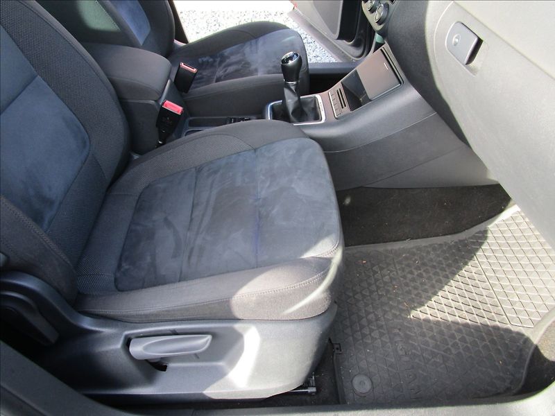 Volkswagen Tiguan 2.0TDi 4Motion Sport, aut. Kli - fotka 28 z 53