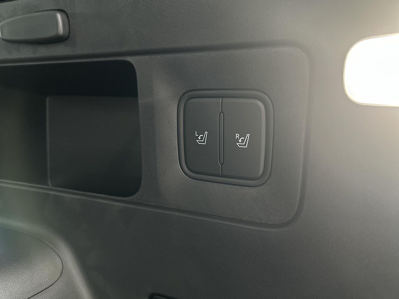 Hyundai Ioniq 9 7S 2WD STYLE COMFORT - fotka 14 z 52