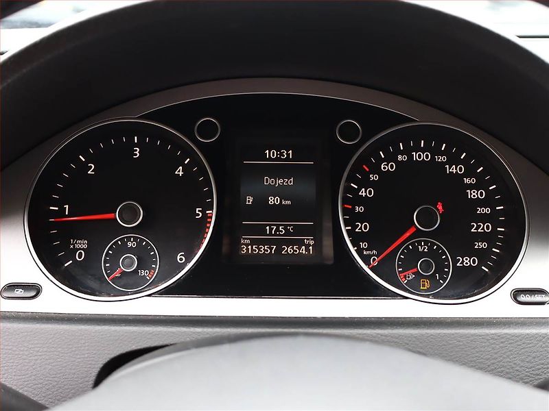 Volkswagen Passat CC (2010) 2.0 TDI, jezdí výborně - fotka 9 z 15