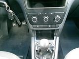 Škoda Yeti 2,0TDI KLIMA 81kW - náhled 22