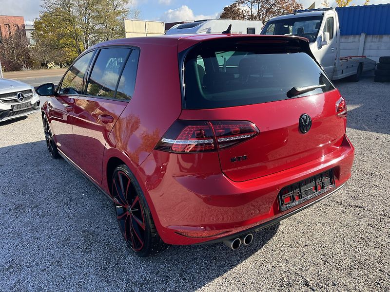 Volkswagen Golf (2016) GTD 2.0 TDI DSG 135 KW - fotka 5 z 25