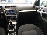 Škoda Octavia (2013) 1.6 TDI, Park. senzory - náhled 8