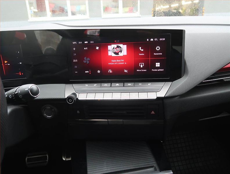 Opel Astra (2022) GS-Line 1.2 Turbo, Automat - fotka 12 z 20