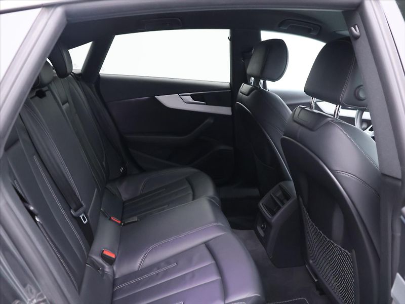 Audi A5 3.0 TDI 210kW quattro DPH CZ - fotka 15 z 41