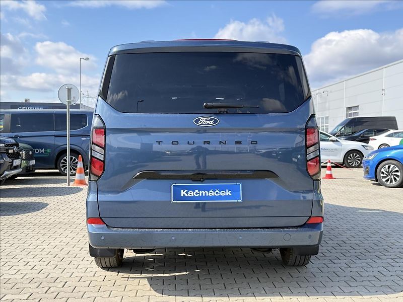 Ford Tourneo Custom 2,0 EcoBlue 125 kW Titanium L2 - fotka 4 z 32