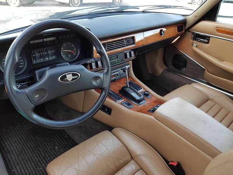 Jaguar XJ SC V12 Conver KABRIO - fotka 13 z 15
