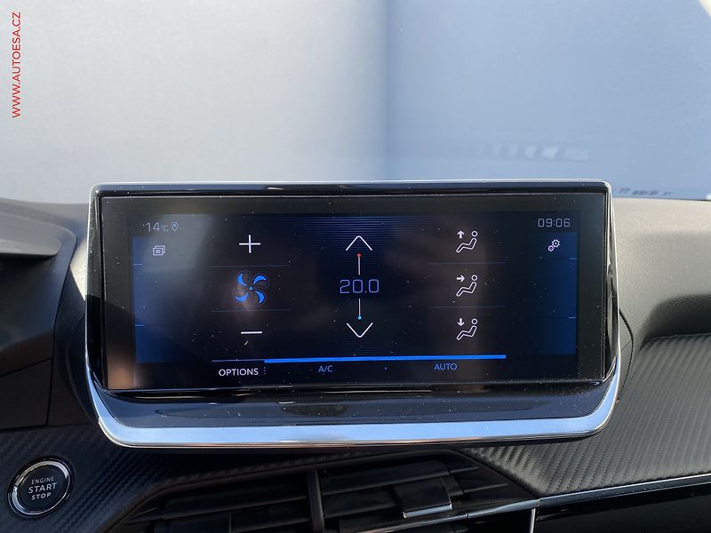 Peugeot 208 (2019) 1.2PT, Allure, AT, navi - fotka 17 z 18