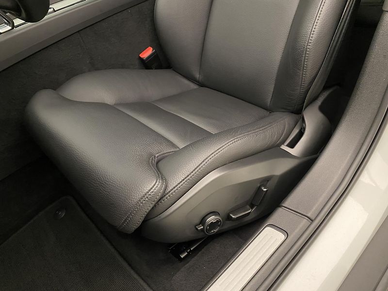 Volvo V60 CC B5 AWD BRIGHT PLUS AUT  - fotka 24 z 45