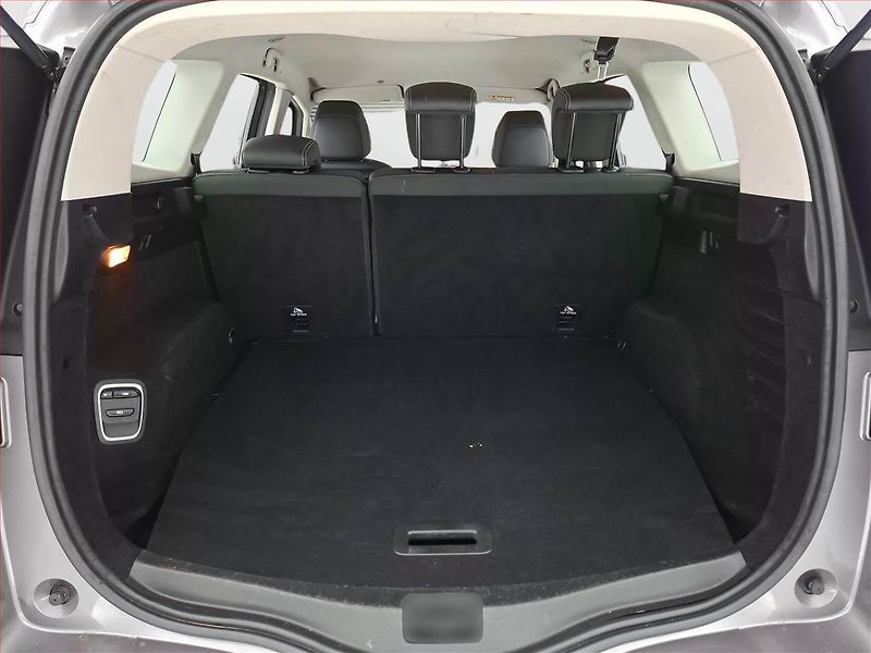 Renault Grand Scénic (2018) 1.2 TCe, ČR,1.maj, Kůže, Navi - fotka 14 z 19