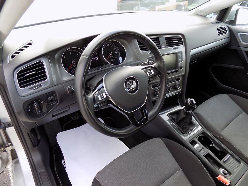 Volkswagen Golf (2016) 1.6TDI/1.Majitel/Klimatizace/ - fotka 14 z 44