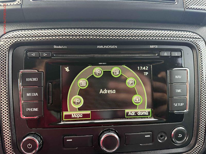Škoda Roomster (2011) 1.6 TDi, ČR, Attractive - fotka 17 z 18