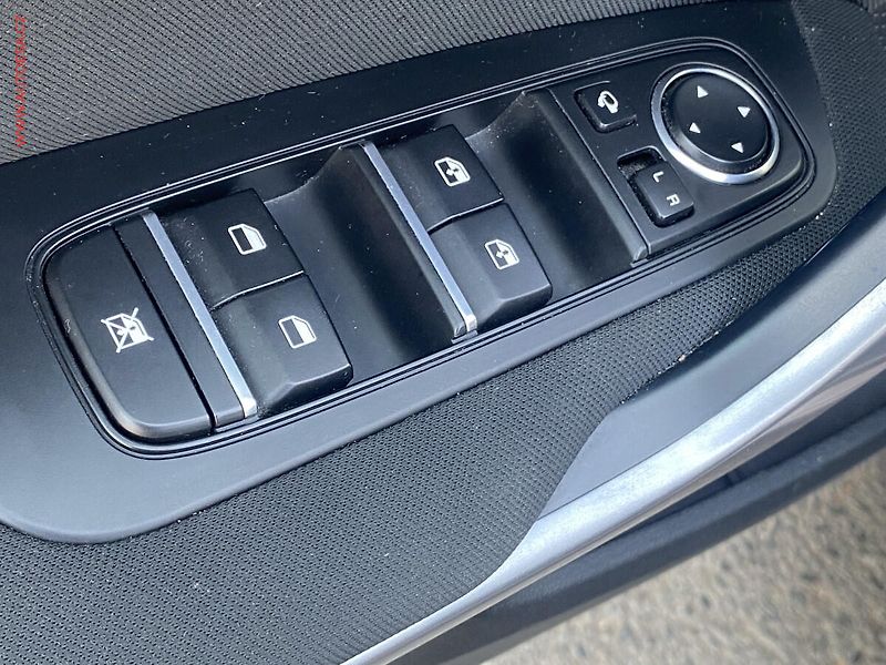 Kia Ceed (2018) 1.4T-GDi, ČR, AT, navi - fotka 11 z 21