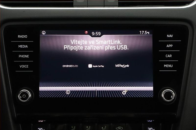 Škoda Octavia (2019) 2.0 TDI, Automat, Navi - fotka 14 z 17