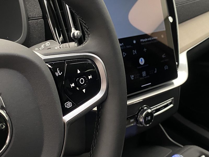 Volvo XC90 (2026) T8 AWD RECHARGE BRIGHT PLUS 7m - fotka 27 z 70