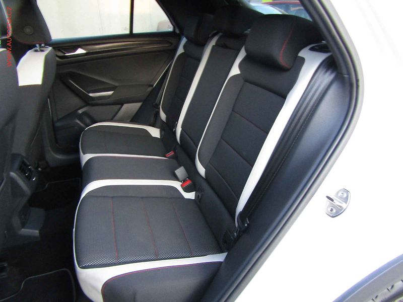 Volkswagen T-Roc (2019) 2.0 TDi 4x4, ČR, DSG, LED - fotka 10 z 21