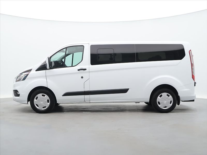 Ford Transit Custom 2,0 EcoBlue 136kW Titanium L2 - fotka 4 z 28