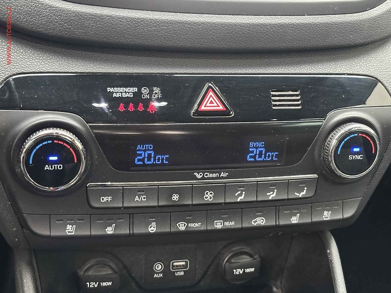 Hyundai Tucson (2016) 2.0 CRDi 4WD, Premium, AT - fotka 17 z 20