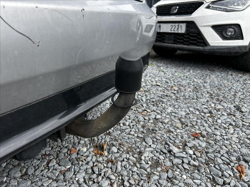 Audi A4 2,0 TDi Automat  NováSTK,Tažné - fotka 32 z 42