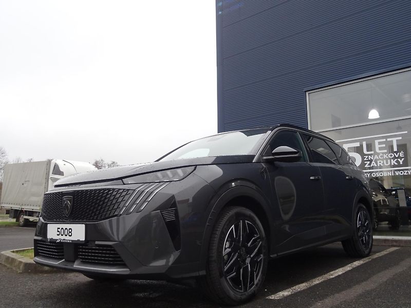 Peugeot 5008 (2026) GT Hybrid 145k e-DCS6 - fotka 3 z 56