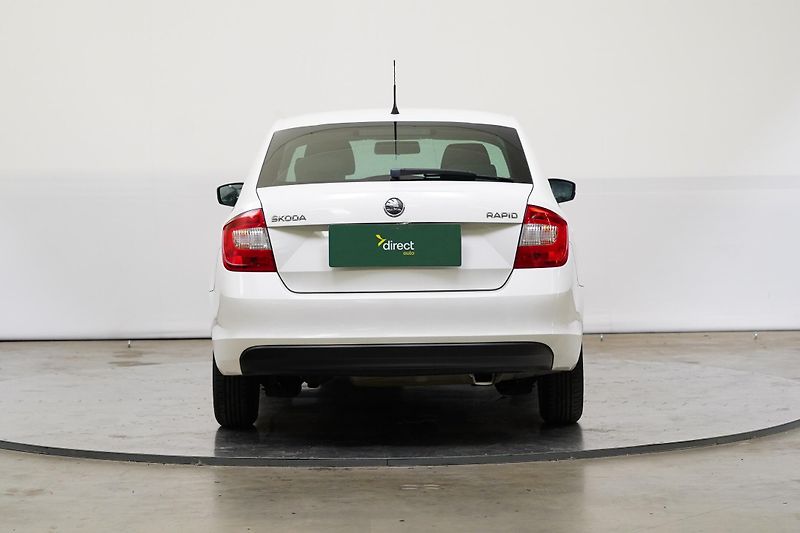 Škoda Rapid - fotka 6 z 34