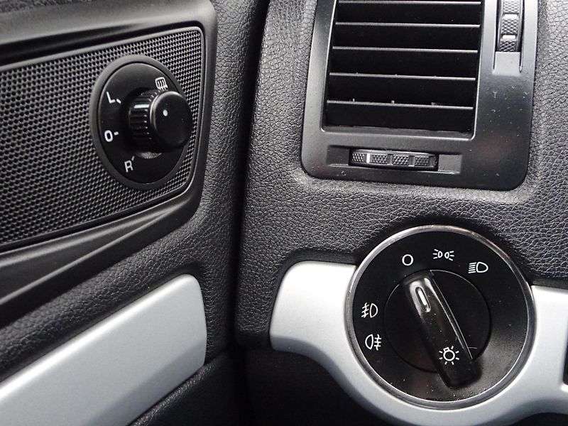 Škoda Octavia 1.2TSI 77kW NAVI TAŽNÉ SERVIS - fotka 15 z 39