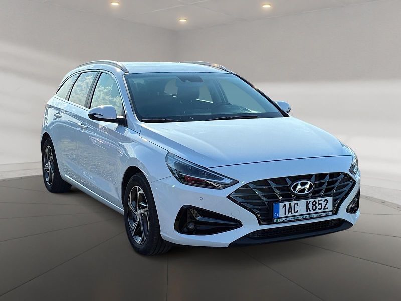 Hyundai i30 (2024) SMART 1.5T-GDI 118kW CZ DPH - fotka 3 z 11