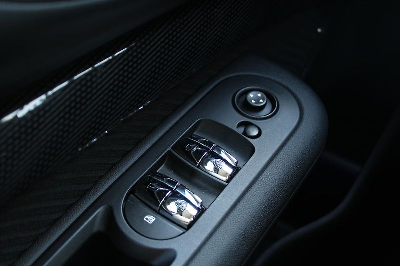Mini Clubman 2.0D A/T NAVI LED 1.MAJITEL ČR - fotka 22 z 22