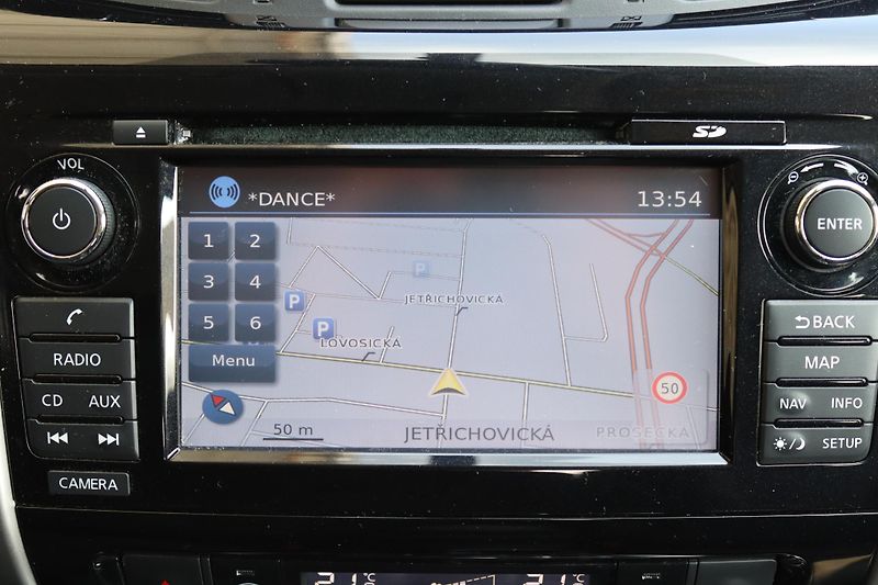 Nissan Navara 2.3dCi 4X4 AT 140kW DPH - fotka 30 z 50