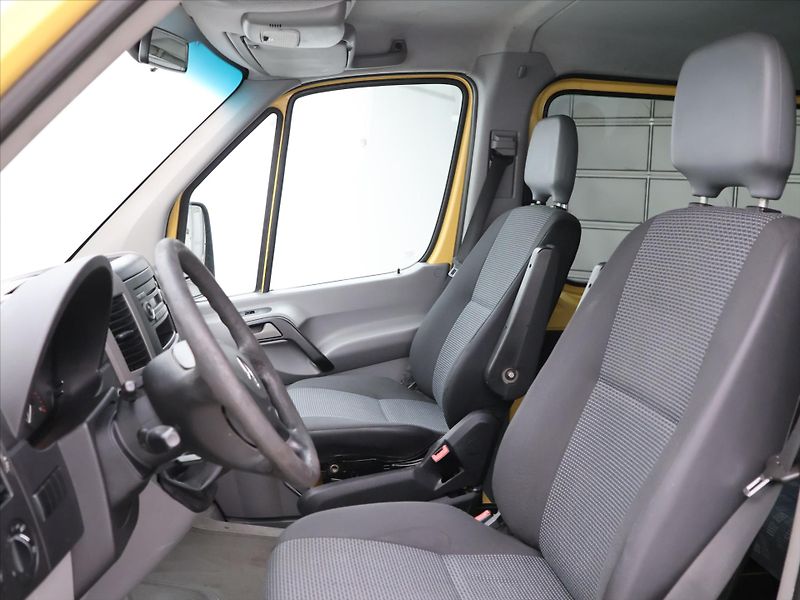 Mercedes-Benz Sprinter 2,1 210 CDI 70kW CZ - fotka 10 z 32