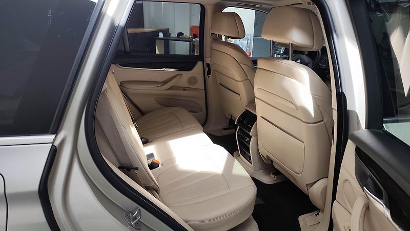 BMW X5 (2014) - fotka 53 z 63