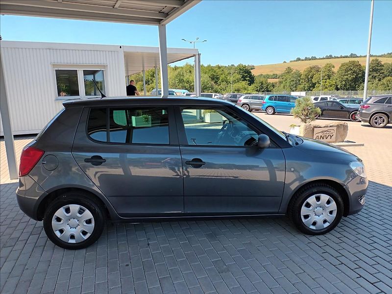 Škoda Fabia 1,4 16V,63KW,KLIMA,PO SERVISU - fotka 6 z 31