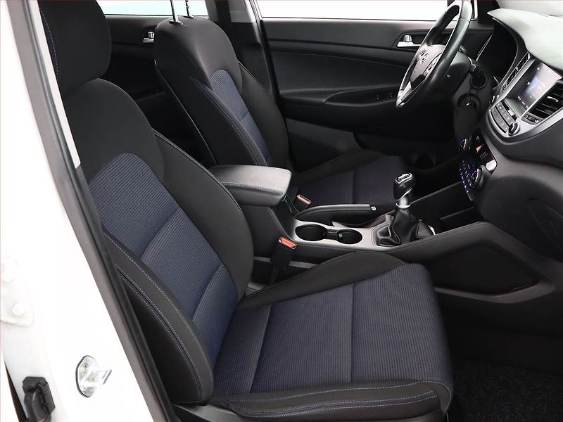 Hyundai Tucson (2017) 1.7 CRDi, Tempomat - fotka 7 z 18