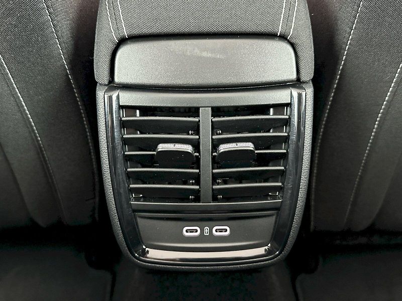 Škoda Kamiq (2025) 1.0TSI 85kW Monte Carlo - fotka 28 z 33