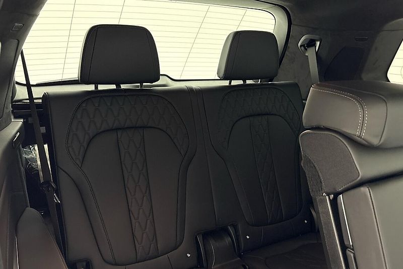 BMW X7 xDrive40d - fotka 14 z 29