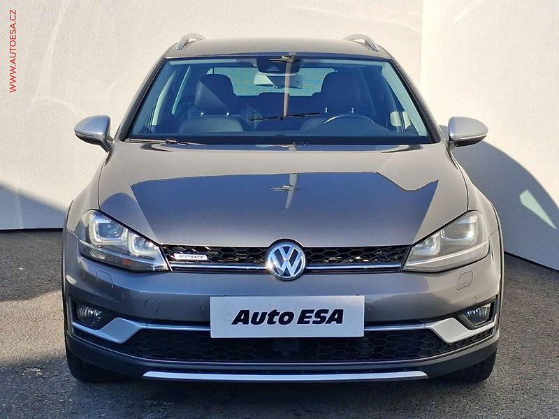 Volkswagen Golf (2015) 2.0 TDi 4X4, Alltrack, TZ - fotka 2 z 21