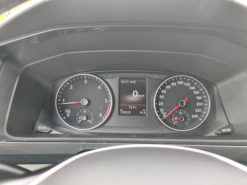 Volkswagen Transporter (2016) MULTIVAN 2.0TDi 110-KW OLOMOUC - fotka 61 z 103