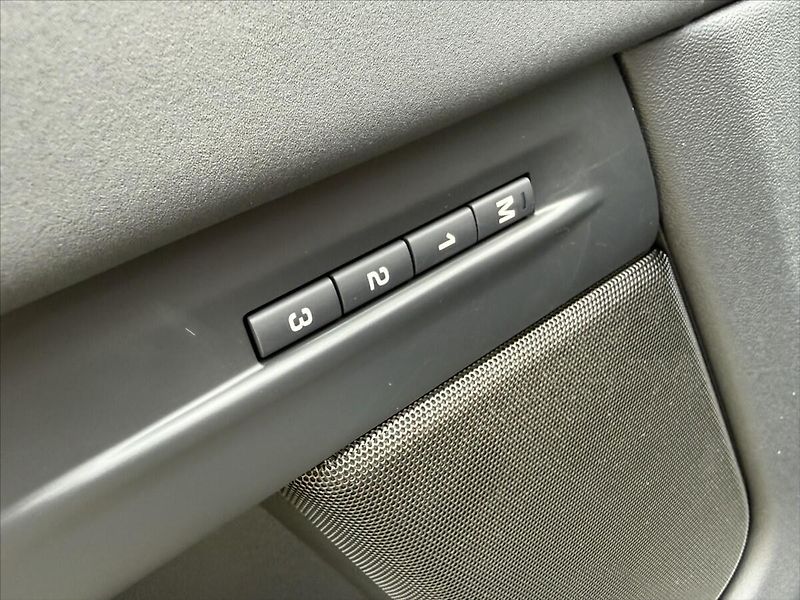 Land Rover Range Rover Evoque (2026) 2,0 DYNAMIC SE D165 - fotka 11 z 28