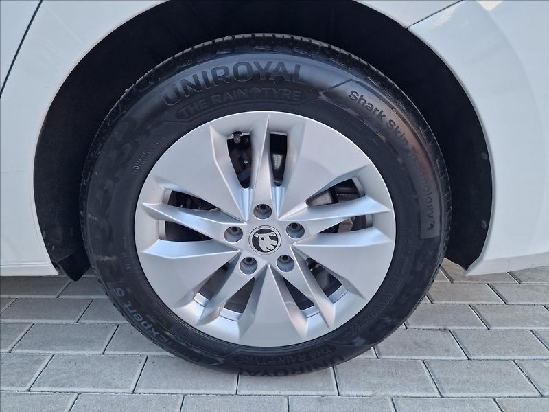 Škoda Octavia 2.0TDI Ambition, ČR,1.Majitel - fotka 46 z 50