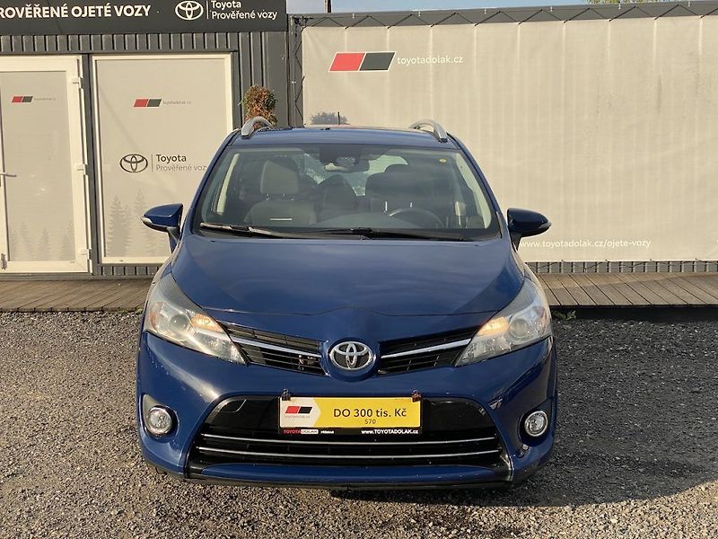 Toyota Verso 1.8i, ČR-1m, Trend, tažné - fotka 3 z 17