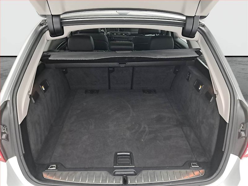 BMW Řada 5 (2012) 525d, Automat, Navi, Xenony - fotka 14 z 26