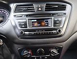 Hyundai i20 (2016) 1.2, Serv.kniha, Tempomat - náhled 12